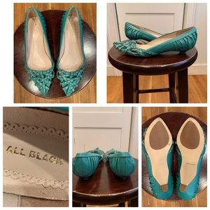 Beautiful All Black shoes never worn..Size 8